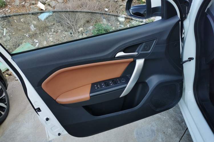 Used MG GT 2016 1.5L Automatic Value-Added Luxury Edition