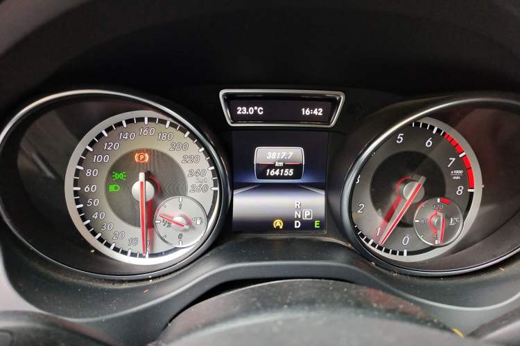 Used Mercedes-Benz CLA 2015 CLA 200 Odometer Close Up