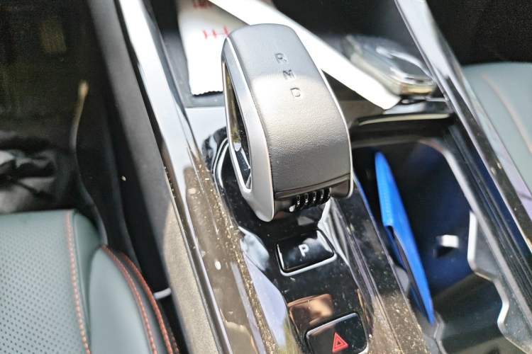 Used Geely Auto Emgrand X7 Sport 2024 1.5TD Dragon Edition
