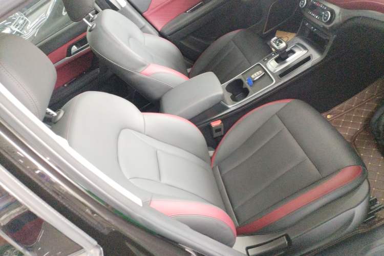 Used Haval H6 Coupe 2021 Smart Connect Version 1.5T Automatic Two-Wheel Drive Elite Model Right Front Seat