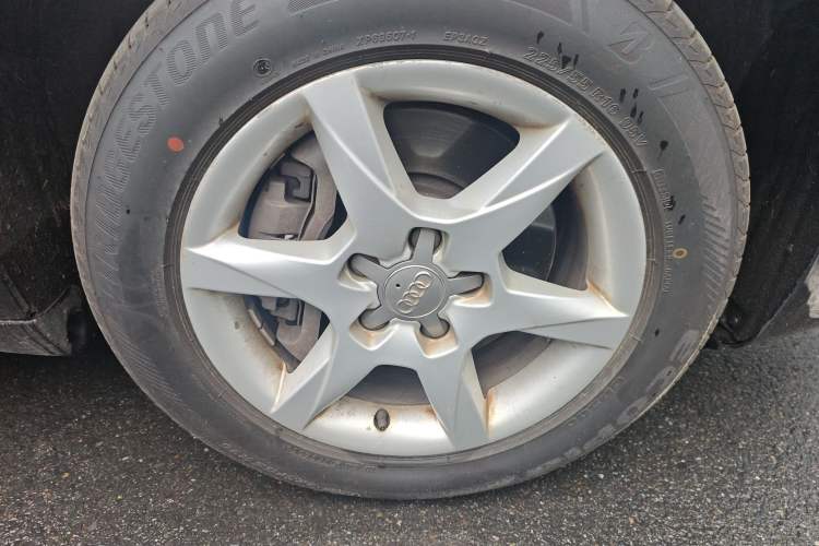 Used Audi A6L 2011 2.0 TFSI Automatic Standard Edition Exterior 5