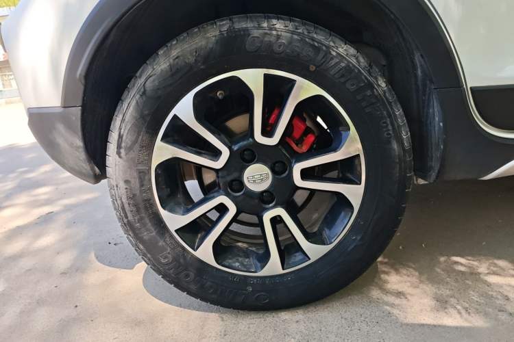 Used Geely Auto Vision X3 2017 1.5L Automatic Luxury Model Right Rear Wheel Hub