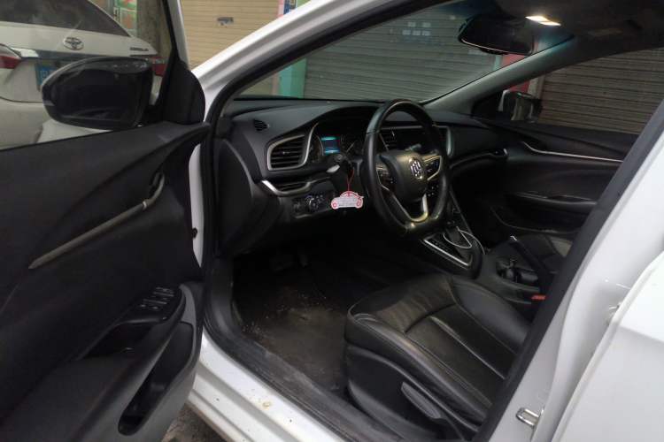 Used Buick GT 2019 18T Automatic Connected Elite Model China VI Standard Driver Seat