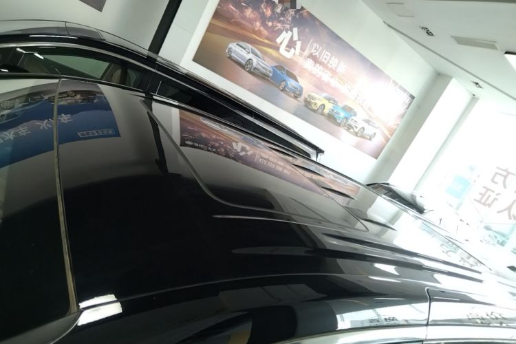 Used VOYAH Dream 2025 PHEV Four-Wheel-Drive Flagship Kunpeng Edition Roof