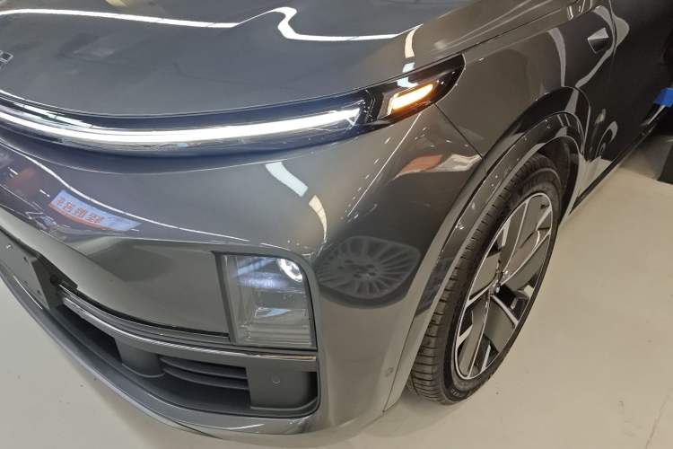 Used Li Auto L8 2025 Max Smart Refresh Edition
