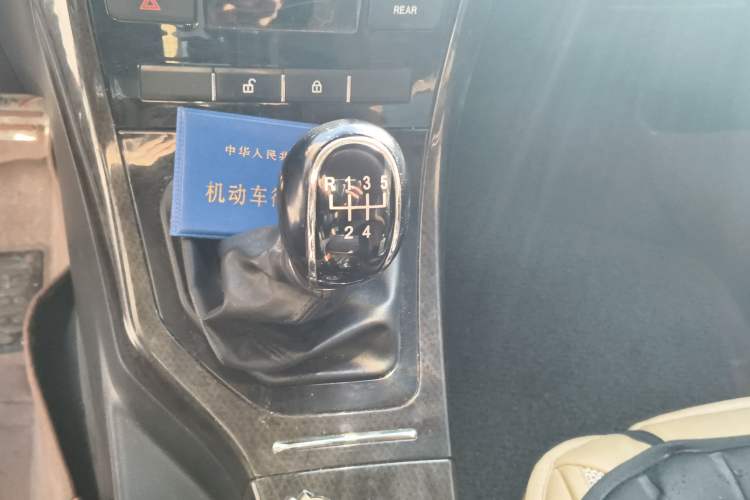 Used Lifan Auto Xuanlang 2017 1.8L Manual Utility Model Gear Lever