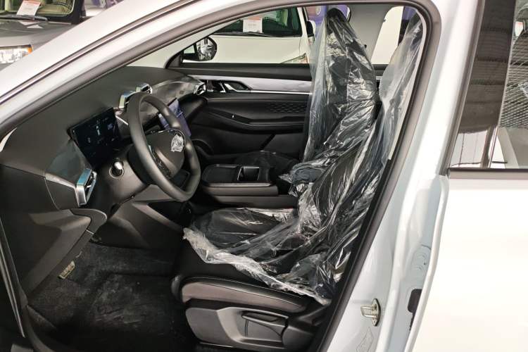 Used Dongfeng Aeolus SKY EV01 2025 530 km AIR Elite Edition