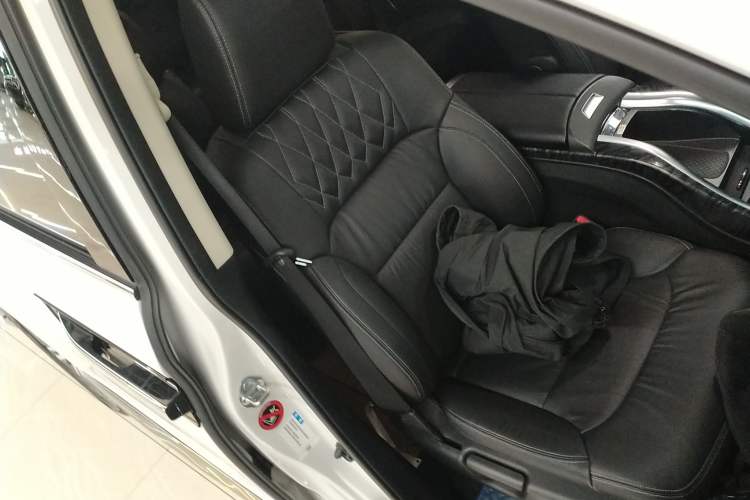 Used Honda Elysion 2019 2.0L Hybrid Luxury Edition