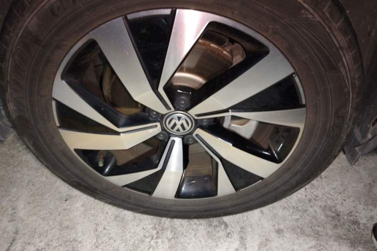 Used Volkswagen Tayron 2021 330TSI Two-Wheel Drive Luxury Smart Connectivity Version