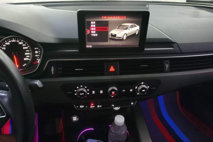 Used Audi A4L 2019 40 TFSI Ambition China VI Audio And AC Panel