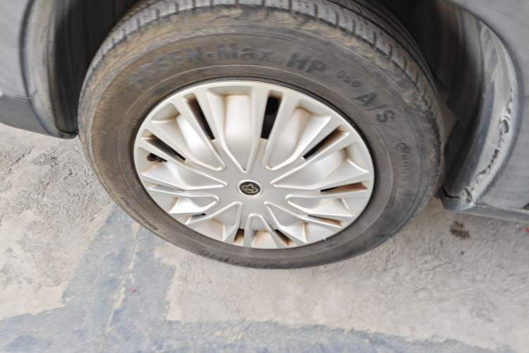 Used CHANGAN OSHAN X70A 2019 1.5L Manual Basic Version China VI Standard