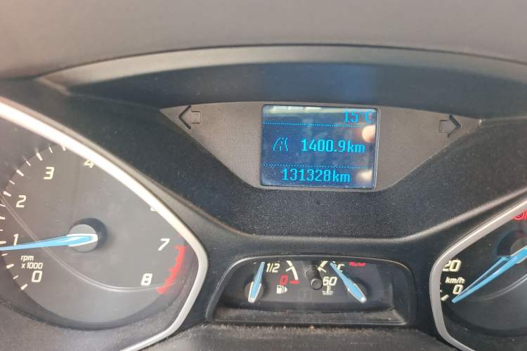 Used Ford Focus 2012 Sedan 1.6L Manual Comfort Model
