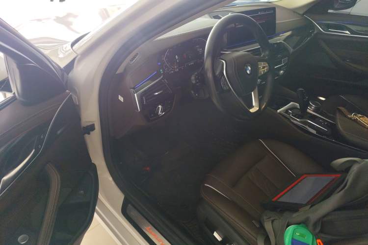 Used BMW 5 Series 2021 525Li Luxury Package
