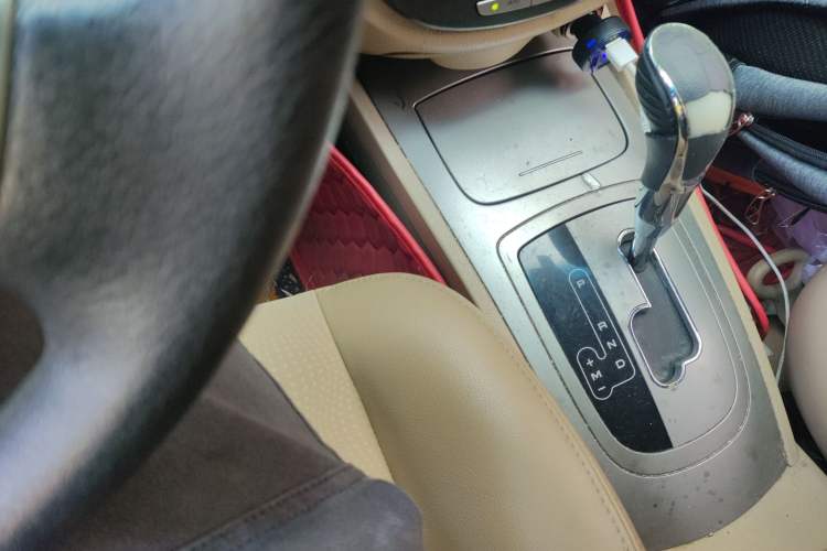 Used Buick Excelle 2013 1.5L Automatic Classic Model
