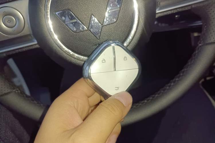 Used Wuling Bingo 2023 333 km Lingxi Connected Version