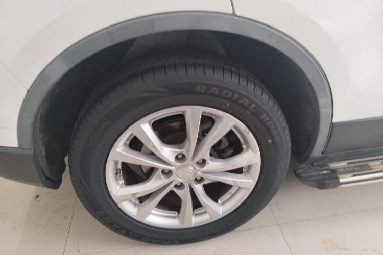 Used Bestune X80 2017 2.0L automatic Technology trim level Right Rear Wheel Hub