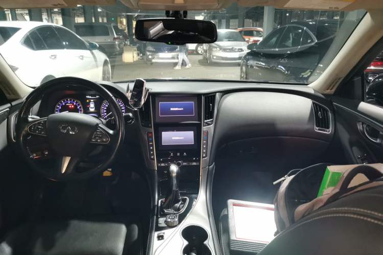 Used Infiniti Q50L 2016 2.0T Enjoyment Edition