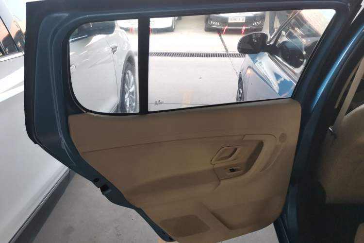 Used Skoda Fabia 2014 1.4L Automatic Crystal Edition