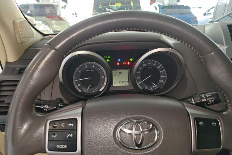 Used Toyota Prado 2014 2.7L Middle East Version Parallel Import