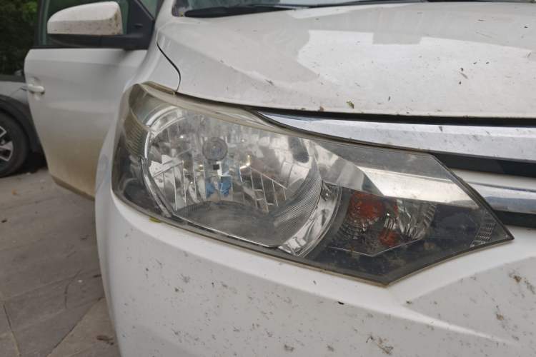 Used Toyota Vios 2014 1.5L Automatic ZhiZhen Edition Right Front Headlight