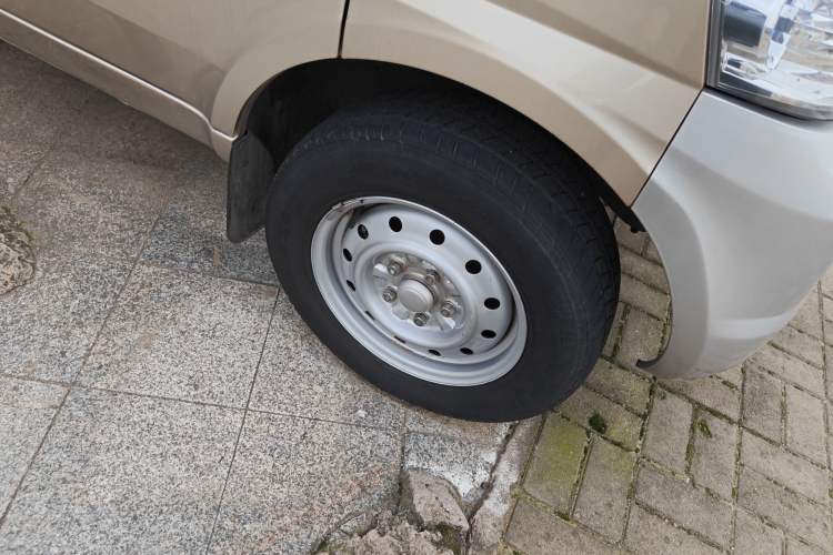 Used Wuling Rongguang 2021 1.5L Extended Basic Version L3C