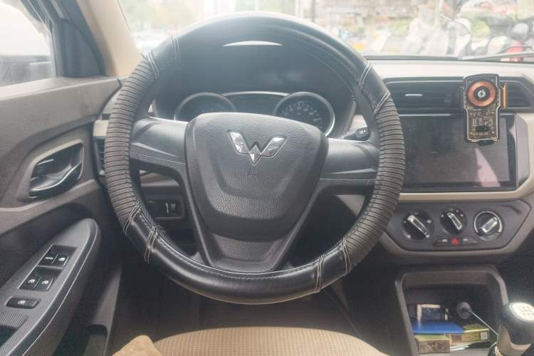 Used Wuling Hongguang 2018 1.5L S Standard Version L2B