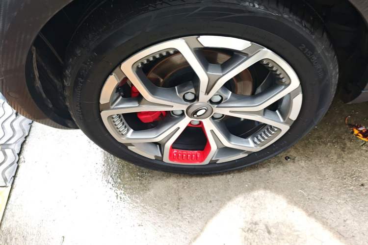 Used ORA Good Cat GT 2022 Mulan Edition 480km Long-Range续航 Exterior 5