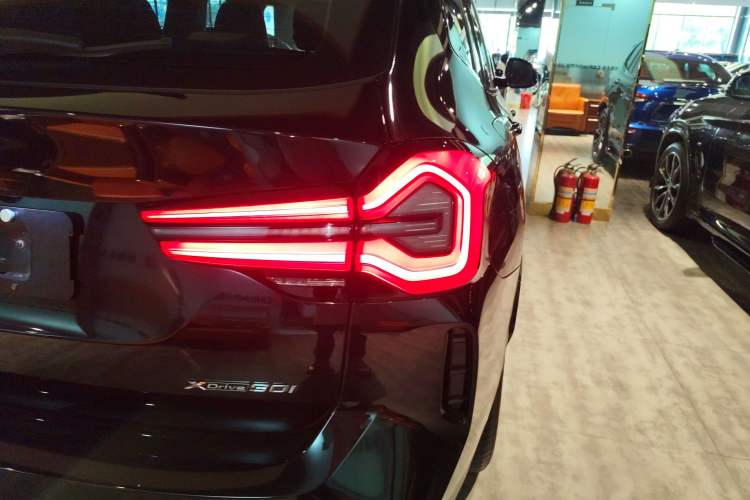 Used BMW X3 2022 xDrive30i Luxury Model M Night Sky Package Right Rear Taillight