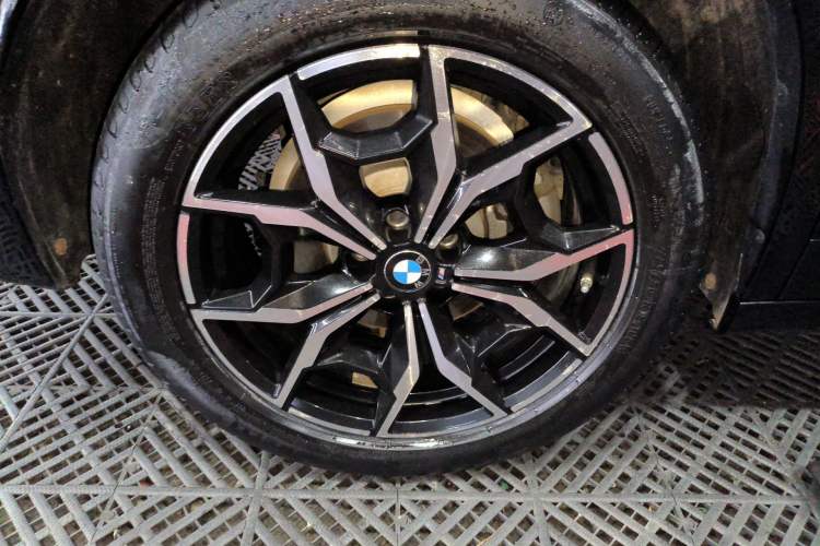 Used BMW X3 2022 xDrive25i M Sport Package Right Rear Wheel Hub