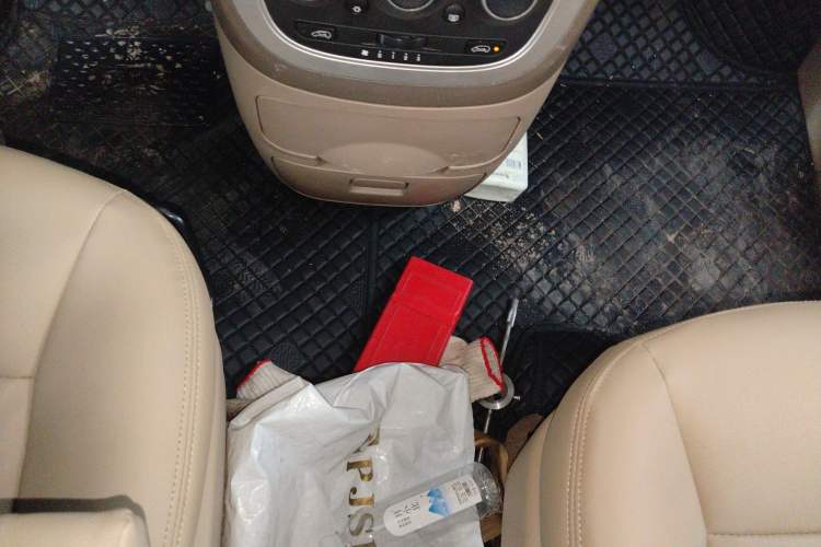 Used Buick GL8 2014 2.4L Comfort Edition Gear Lever