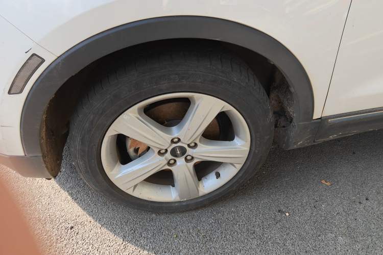 Used Lincoln MKC 2017 2.0T Two-Wheel Drive Deluxe Edition