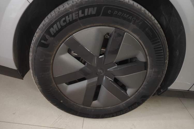 Used Li Auto MEGA 2024 Ultra Model