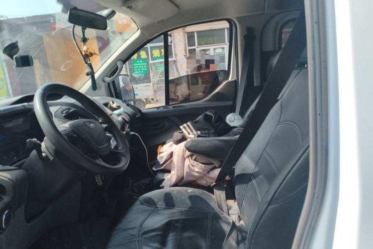 Used Ford Transit 2019 2.0T Gasoline Multi-Function Commercial Vehicle Short Wheelbase Mid-Roof 6-Seater China VI Standard Left Front Seat