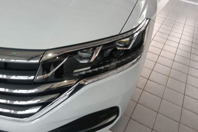 Used Volkswagen Viloran 2024 330TSI Luxury Edition