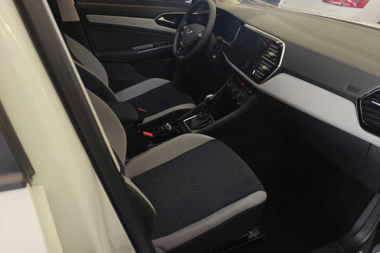 Used Jetta VS7 2024 280TSI Automatic Pioneer Edition