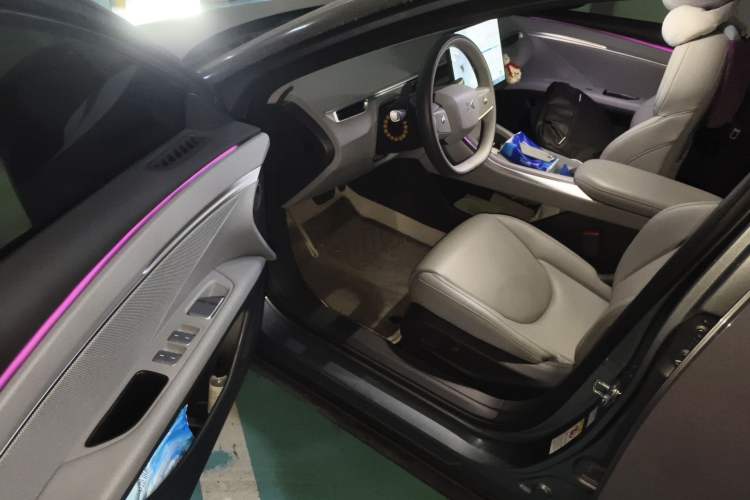 Used XPeng MONA M03 2024 620 with Ultra-Long Range Driver Seat