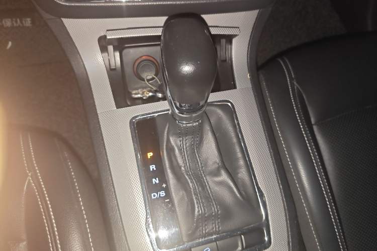 Used Roewe RX5 2018 20T Two-Wheel Drive Automatic Flagship Edition
