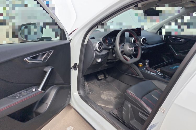 Used Audi Q2L 2022 35 TFSI Progressive Dynamic Edition Driver Seat