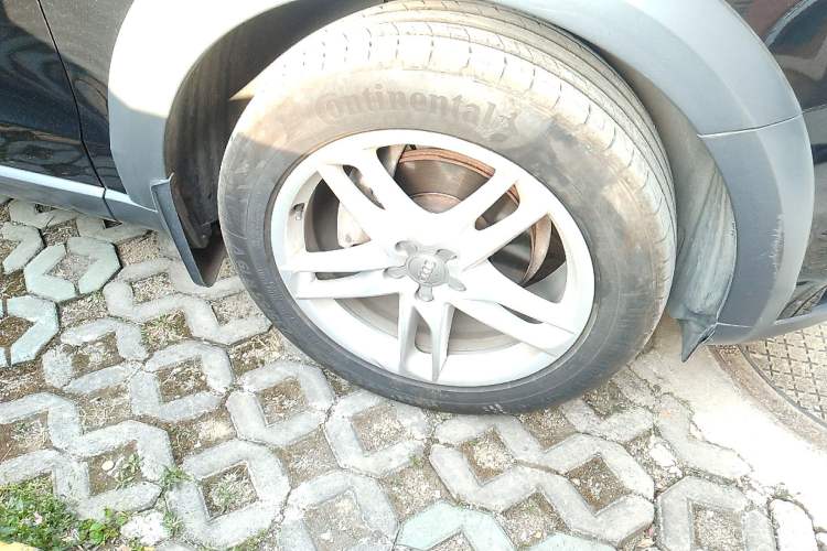 Used Audi Q5 2017 Plus 40 TFSI Technology Model