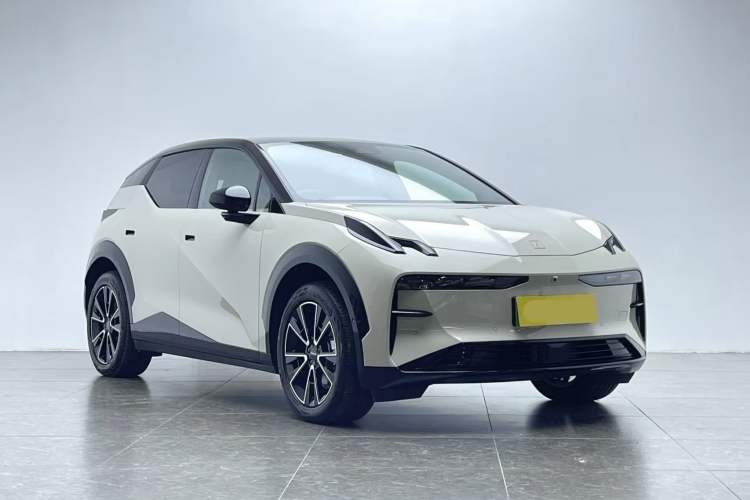Used Zeekr X 2025 5-Seater Long-Range Version Front Right 45 Deg