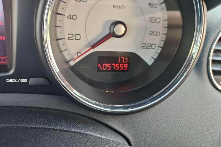 Used Peugeot 408 2013 2.0L Automatic Luxury Edition