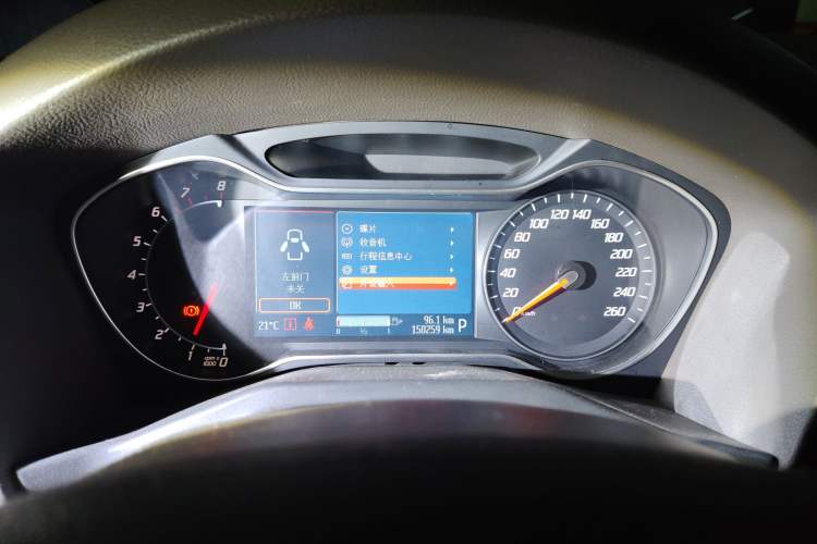 Used Ford Mondeo 2011 2.0L GTDi 200 Fashion Edition Instrument Cluster