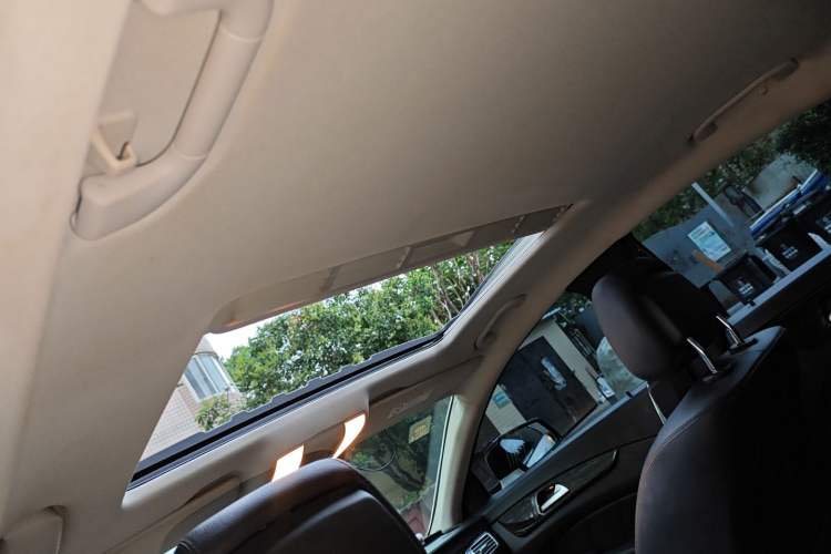 Used Mercedes-Benz CLS 2015 CLS 260 Headliner