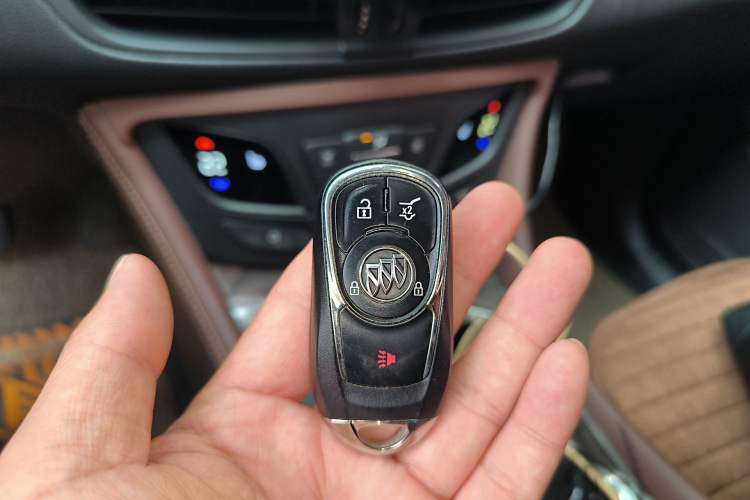 Used Buick Envision 2017 28T Four-Wheel Drive Elite Model
