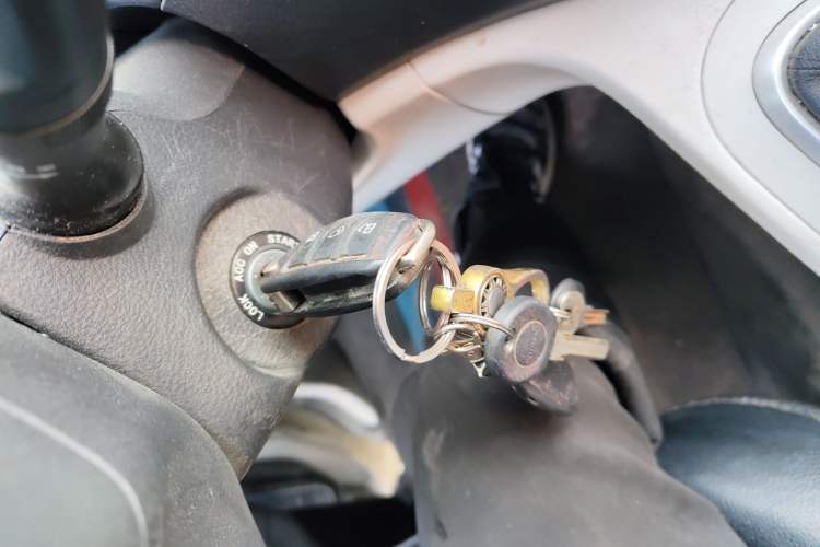 Used JAC Refine M3 2023 PLUS 1.5T 5/7-seat Classic Edition