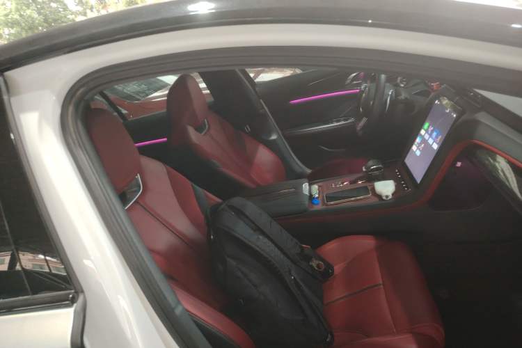 Used Hongqi H6 2023 2.0T ZhiShang Version
