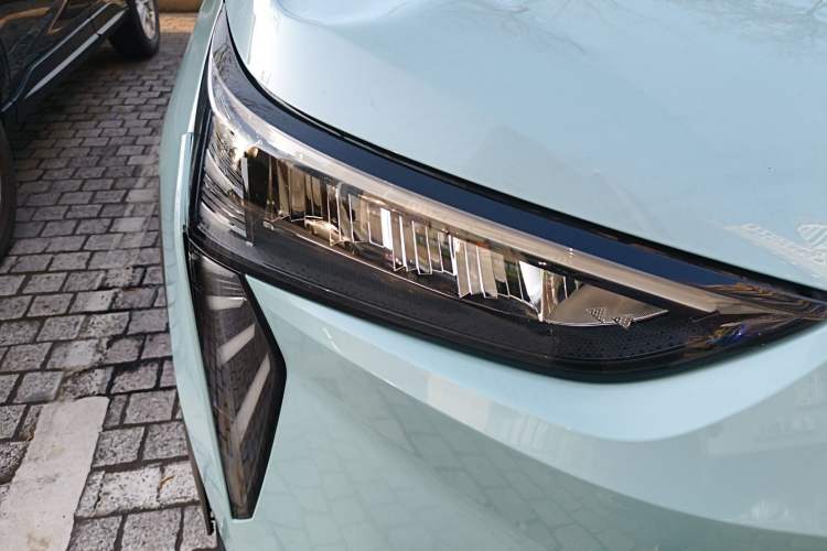 Used AION Y 2022 70 Intelligent Edition Lithium Iron Phosphate