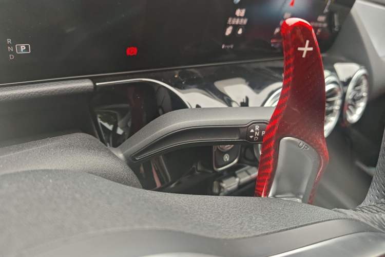 Used Mercedes-Benz GLA AMG 2022 AMG GLA 35 4MATIC Gear Lever