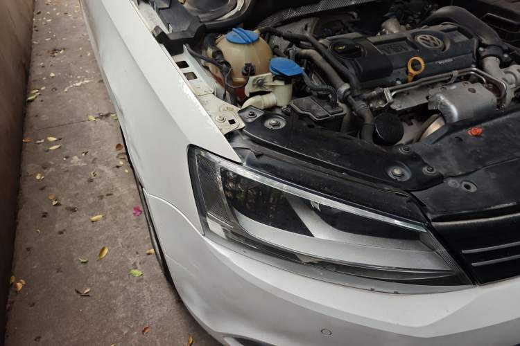 Used Volkswagen Sagitar 2014 Revised Version 1.4TSI Automatic Luxury Edition Exterior 6