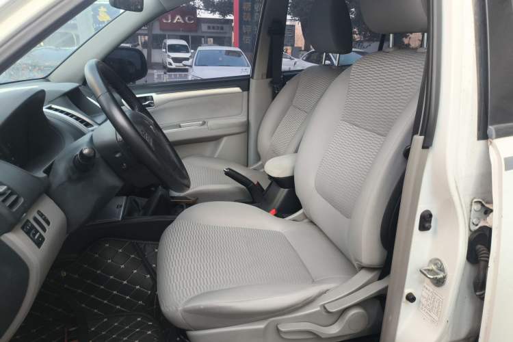 Used Mitsubishi Pajero Sport 2013 2.4L Manual Two-Wheel Drive Comfort Edition Left Front Seat